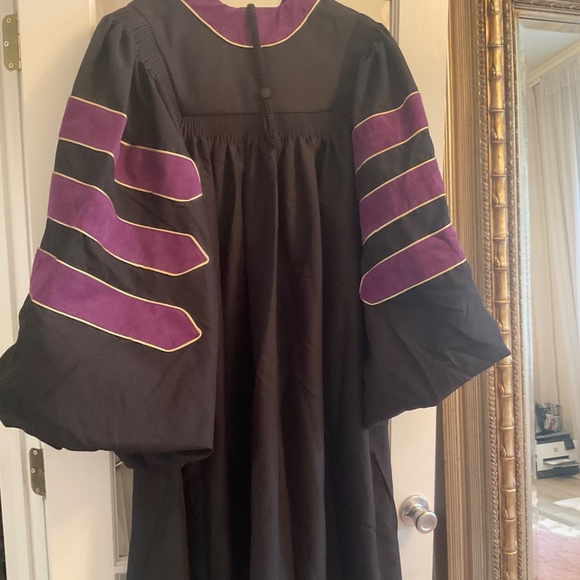 PHD Doctoral Gown graduation, purple black, NWOT, size 51” - Picture 11 of 14